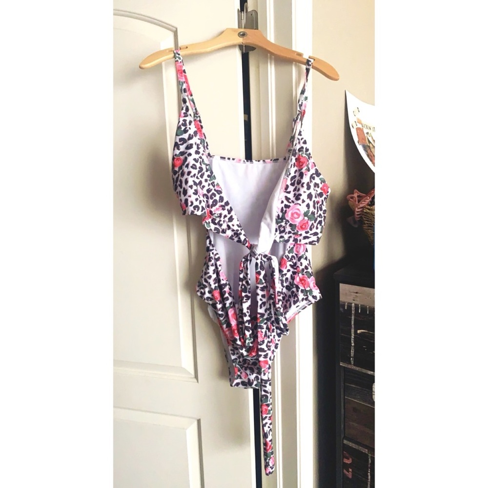 Plus swim suit